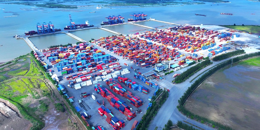 Gemadept (GMD) vượt sóng vươn xa